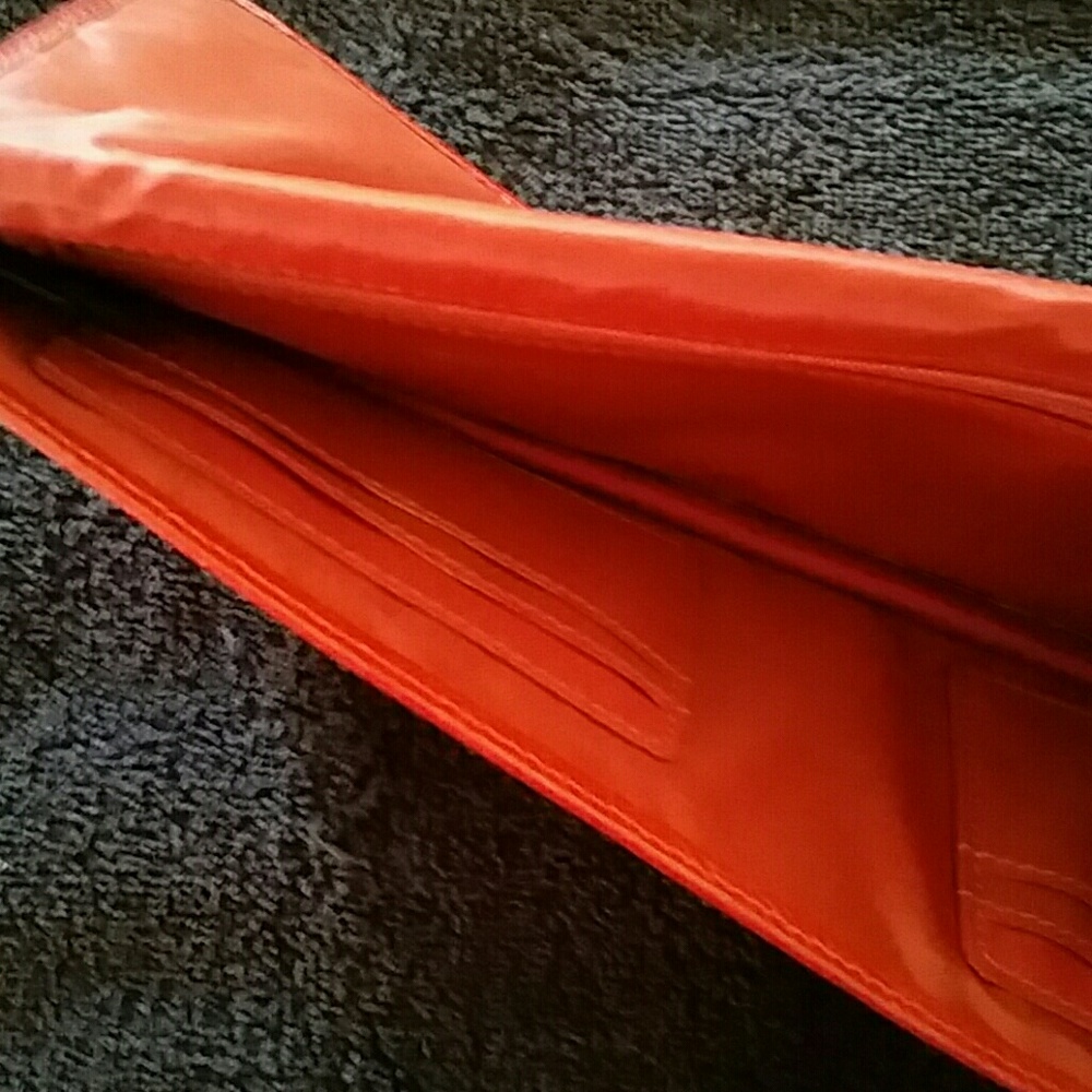 Purses - Picture 3 of 3